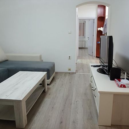 Premium Square Apartment سكوبجي المظهر الخارجي الصورة